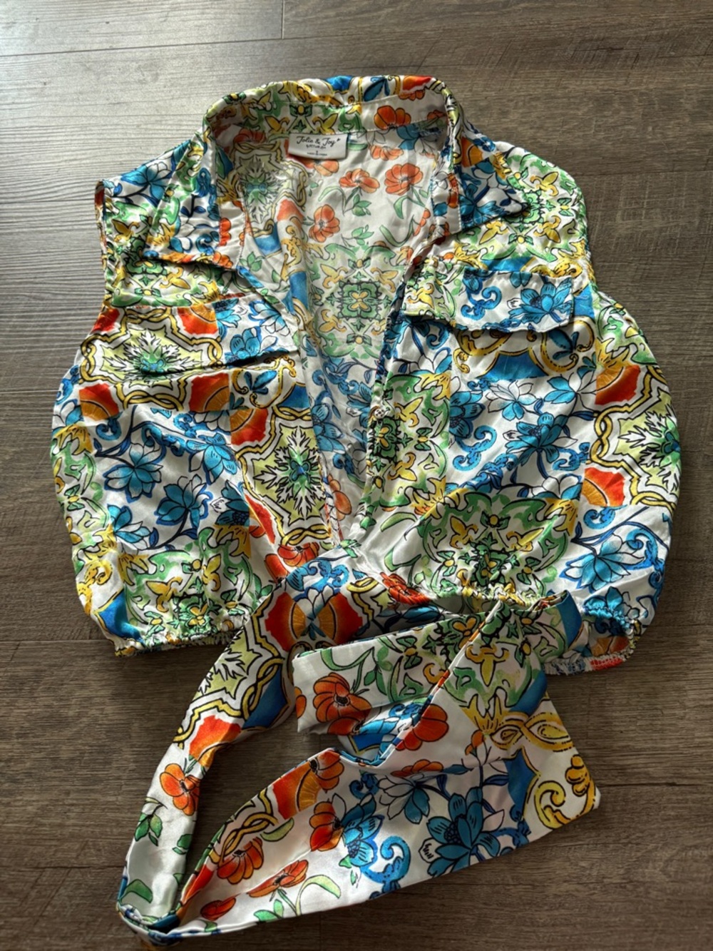 Jolie & Joy Floral Button Blouse in Multicolor